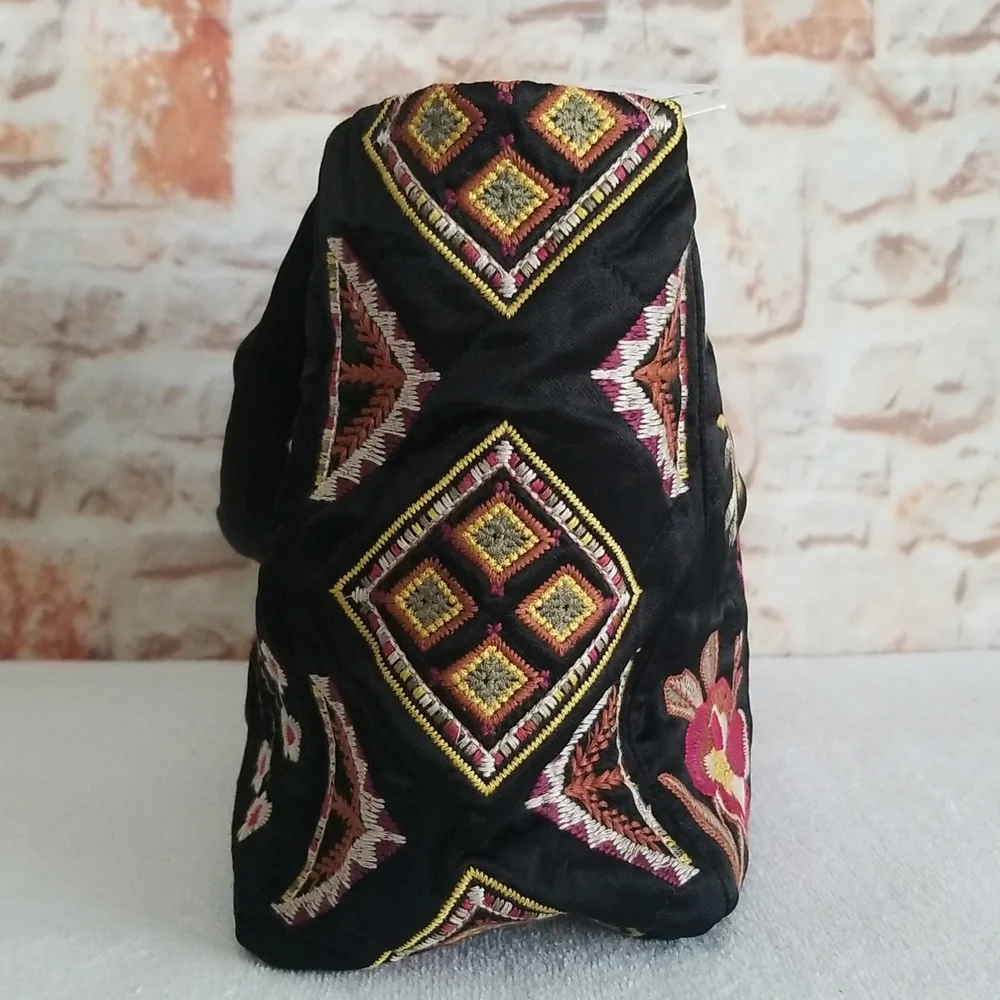 New Johnny Was Lilith Quilted Satin Tote - Picture 6 of 14